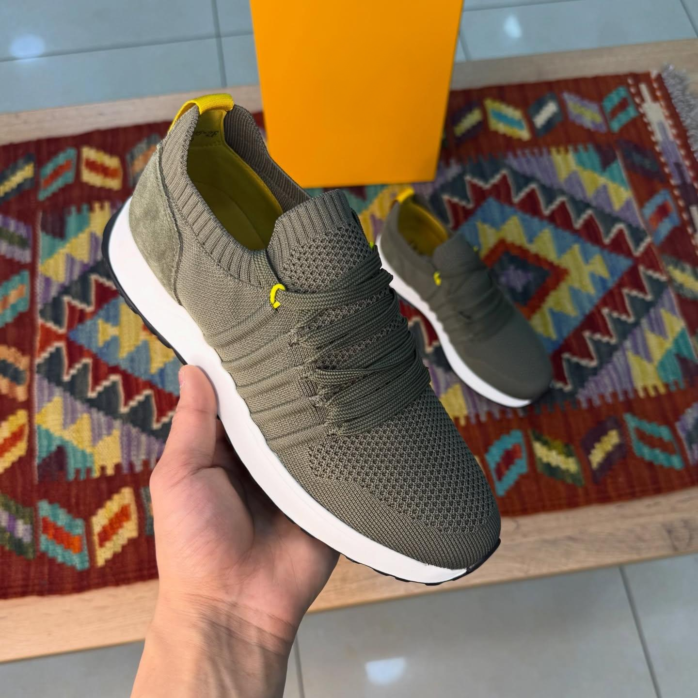 Knitted Lace-up Business Sneakers