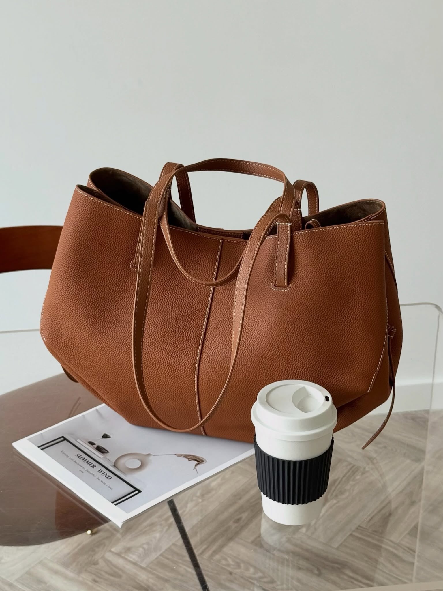 Double-handle tote bag