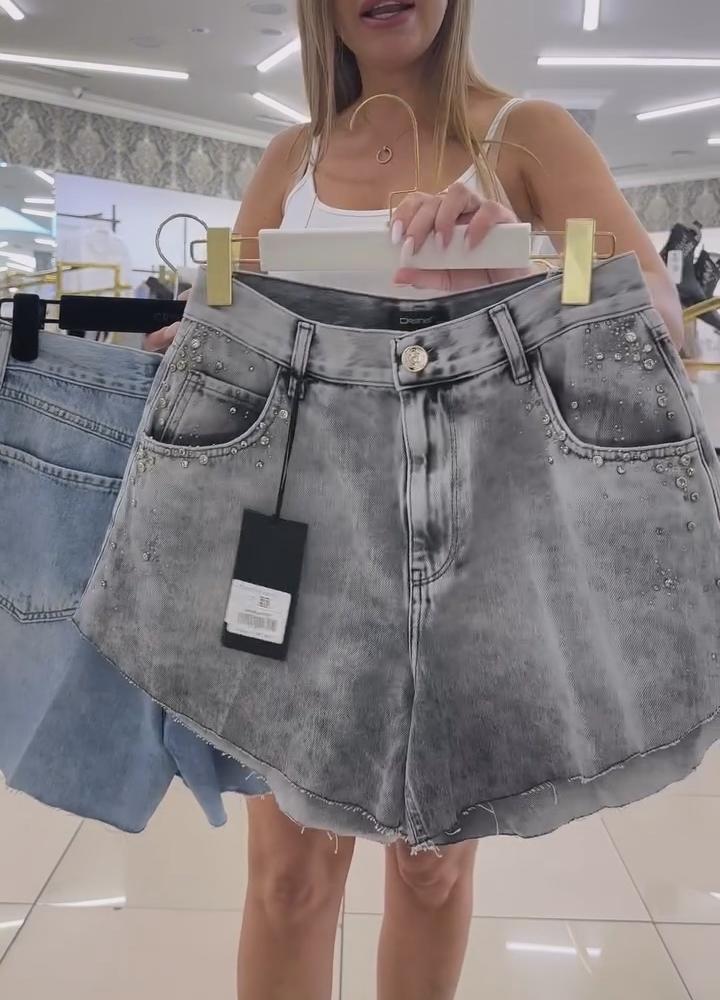 Rhinestone Pocket Washing Gradient Denim Shorts