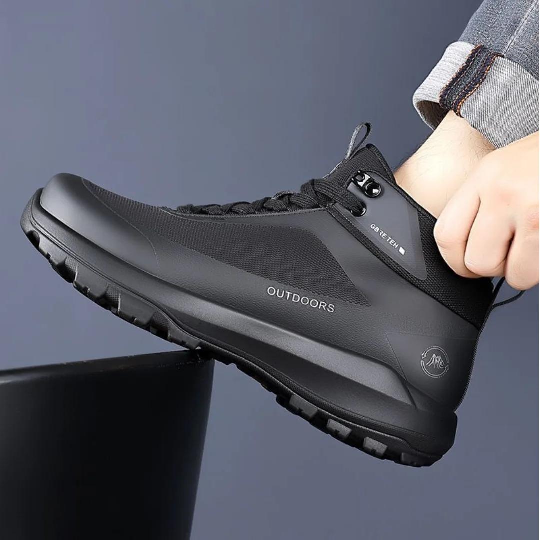 Thick-Soled Outdoor Hiking & Mountaineering Shoes